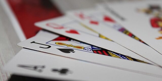 Casinoernes skjulte psykologi: Derfor bliver du hængende